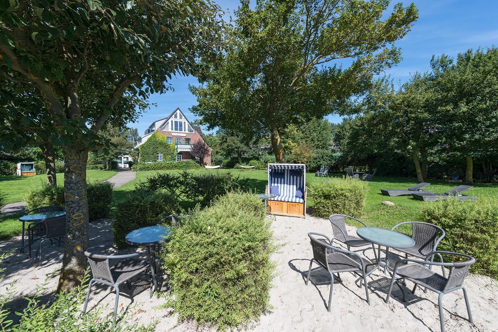 Hotel Am Wind Großenbrode Exteriör bild